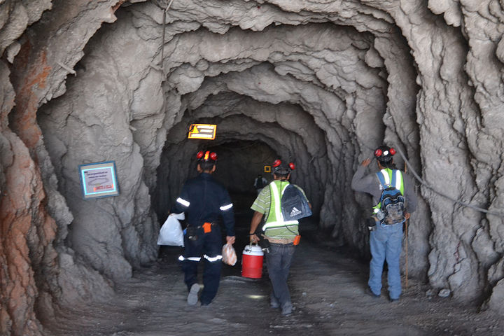 Aporta. En abril, Durango se ubicó entre los mejore 5 estados en producción de oro, plata y plomo.