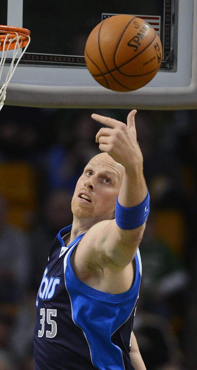 Lakers contratan a Chris Kaman