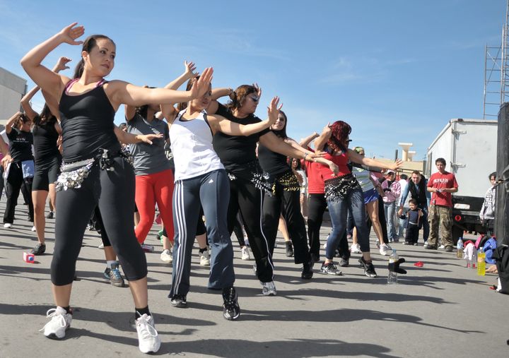 Al menos 200 exponentes de baile aeróbico darán vida al Maratón Pasión Deportiva 2013, a efectuarse el domingo 28 de julio en el Paseo Colón. Preparan Maratón de Baile en el Paseo Colón
