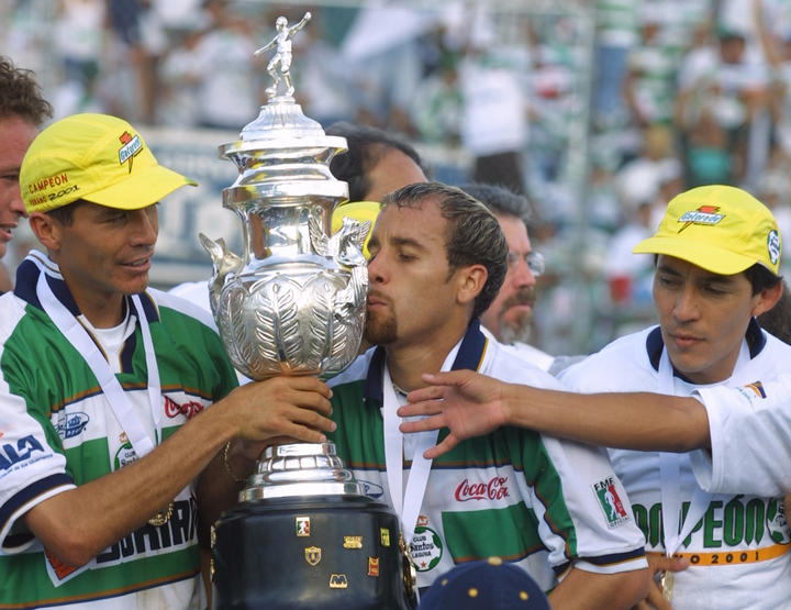 El segundo título logrado en el Estadio Corona ante el Pachuca, el héroe fue Robson Luiz que al 78’ daba su segunda estrella a los Guerreros. (Archivo)