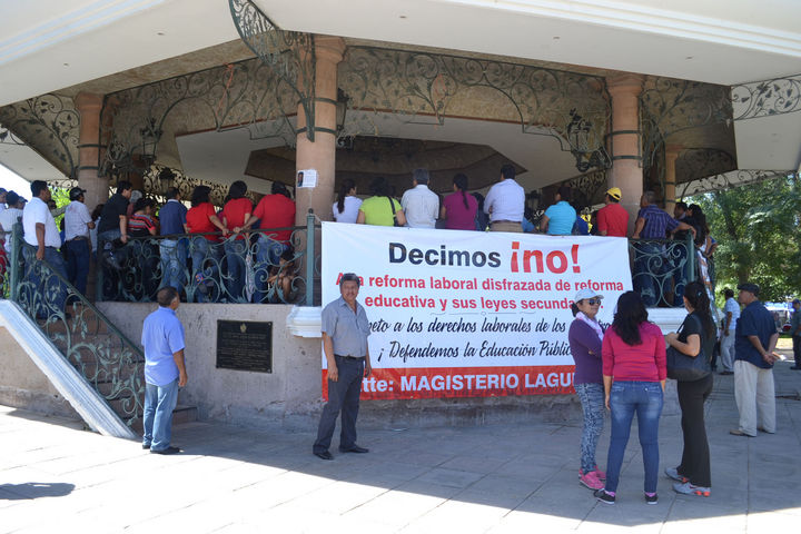 Movimiento. Maestros de Gómez Palacio y Lerdo manifiestan su apoyo a las acciones de la CNTE, aseguran que incluso llegarán al paro.