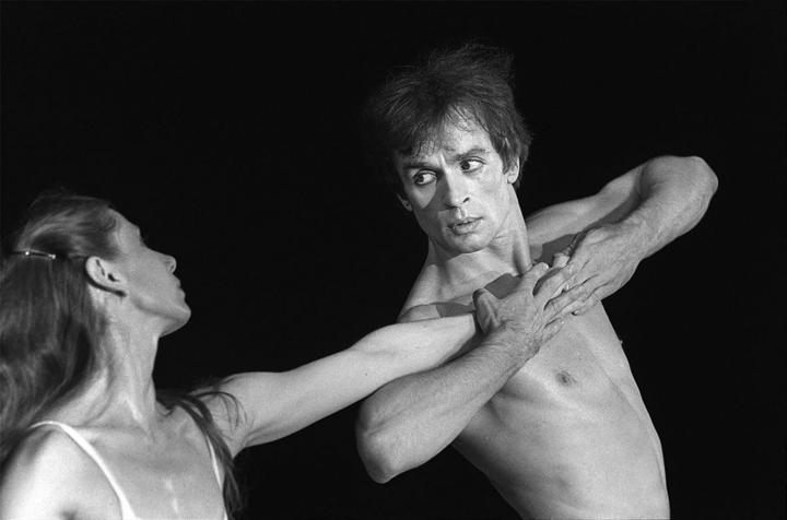 Rudolf Nuréyev y Ghislaine Thesmar, Atardecer del fauno, 1980.