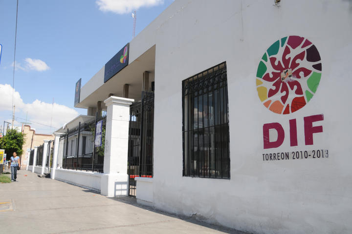 Oficinas centrales del DIF de Torreón, ubicadas en bulevar Revolución número 639 poniente. 