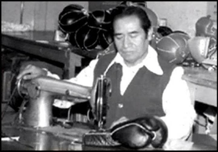 Don Cleto Reyes, a quien se le conoce como El padre de los guantes, será inducido al Museo de Leyendas del Boxeo del Consejo Mundial de Boxeo. Entronizarán a Cleto Reyes en Museo de Leyendas
