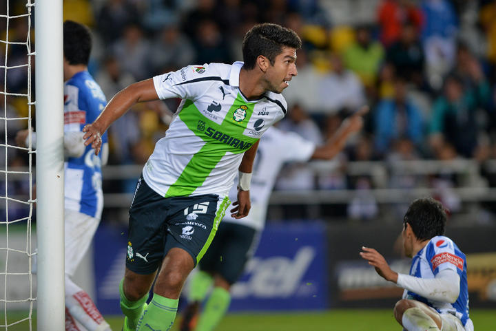 Eduardo Herrera consiguió el gol del empate santista al minuto 92, el delantero entró de cambio al minuto 63 del partido. (Jam Media)