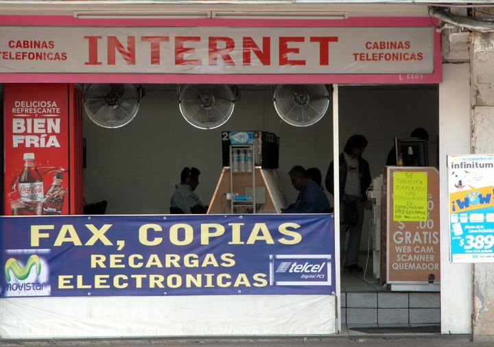 Juntos. El padrón de los ciber-cafés se realizará en conjunto con la policía municipal y la Profeco.