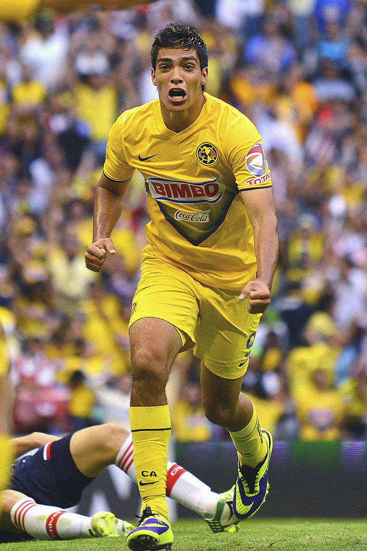 América es líder en solitario