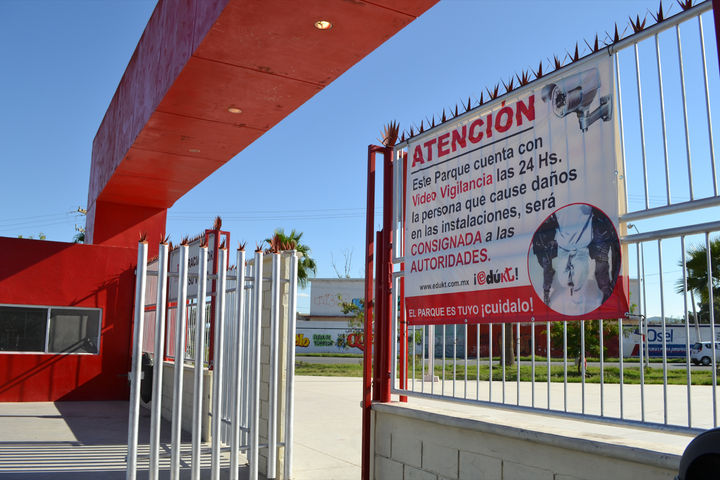 En deterioro. Los daños al Skate Park de Torreón no se han podido detener desde hace años.