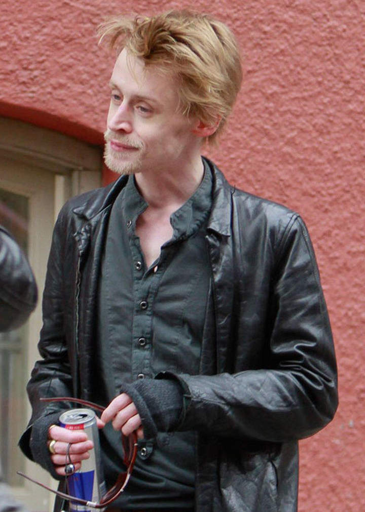 Reaparece Macaulay Culkin con mejor aspecto