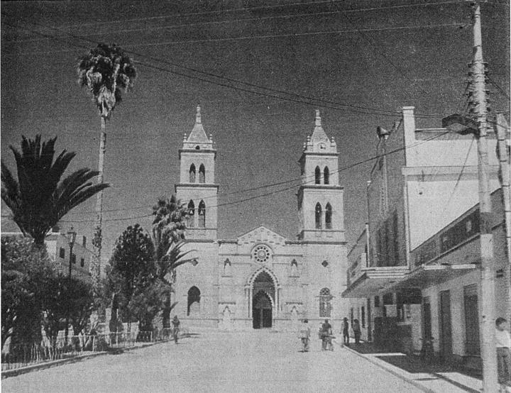 Parroquia de Miguel Auza, Zacatecas, publicada en El Siglo de Torreón el 14 de abril de 1989. En 1824, se crearon los municipios del Estado de Zacatecas, en- tre ellos, “San Miguel del Mezquital”, y muchos años después se le cambió el nombre por “Miguel Auza”, en honor del ameritado Lic. y Gral. Miguel Auza, que participó brillantemente en la Batalla de Puebla en 1862, al lado del General Ignacio Zaragoza.