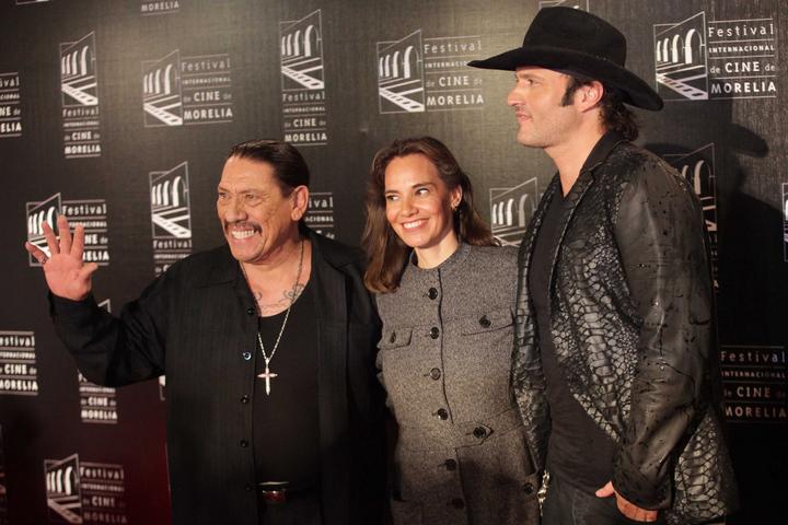 Robert Rodriguez y el actor Danny Trejo presentaron la cinta Machete Kills en Morelia. (El Universal)