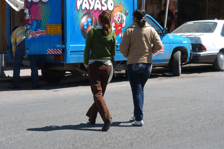 Denuncie.  El Centro Integral para la mujer de Matamoros  está dentro del C2, junto a  DSPM. El teléfono es  871 762-03-78.