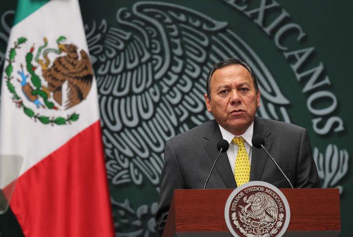 Descarta Zambrano regreso del PRD al Pacto por México