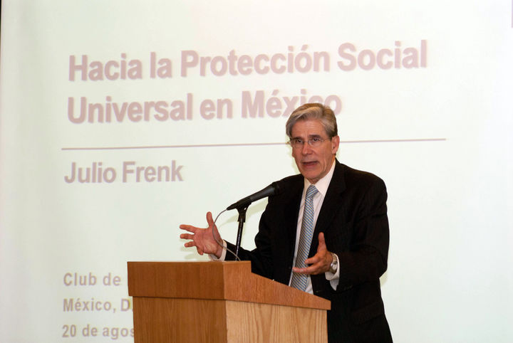 Cargo. Julio Frenk fue titular de Salud de 2000 a 2006.