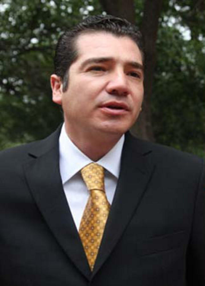 Héctor J. Villarreal