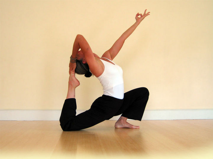La GFU trabaja a nivel regional en la difusión de la práctica del yoga. Difunde Red Cultural de  GFU la práctica del yoga