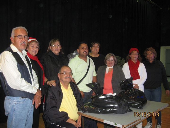 Los adultos mayores laguneros, quienes dieron vida al Torneo de Cachibol del Pavo 2013, tuvieron el pasado viernes la ceremonia de premiación, donde se entregaron las preseas a los mejores equipos del certamen.  