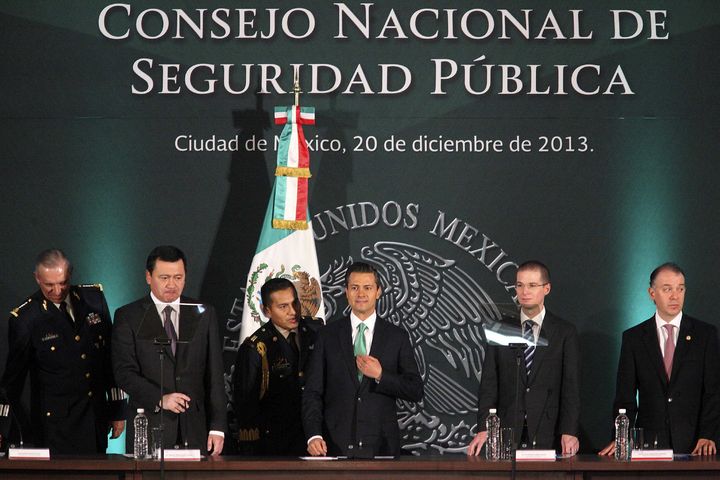 Cambios. El presidente Enrique Peña Nieto durante la XXXV Reunión del Consejo Nacional de Seguridad Pública, ayer viernes.