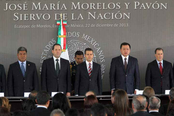 Osorio Chong aseguró que el presidente Peña Nieto asumió desde hace un año 'la gran transformación' del país como lo hizo en su momento Morelos. (Notimex) 