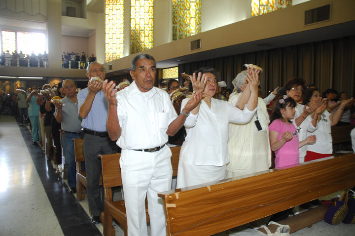 Trabajo. La Diócesis de Torreón comenzará este año los trabajos sobre la evangelización familiar.