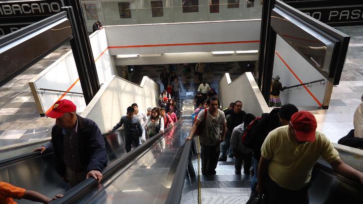 Cambiarán escaleras eléctricas en el Metro del DF