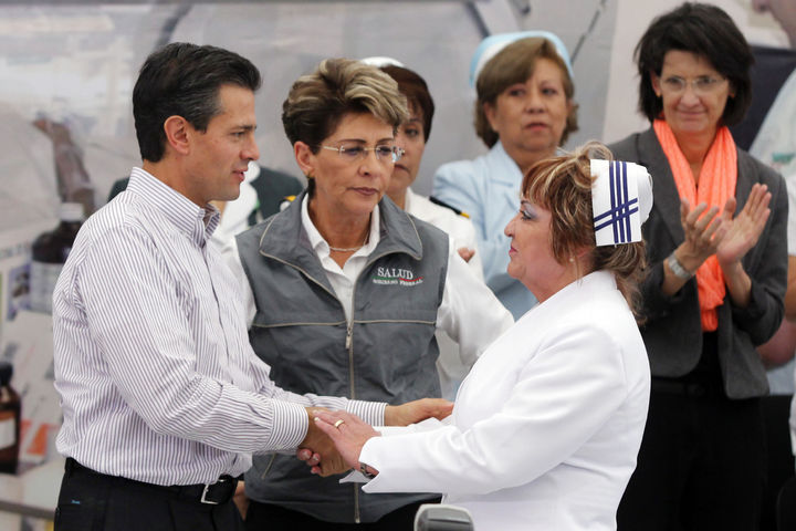 Confía Peña Nieto en lograr sistema universal de salud