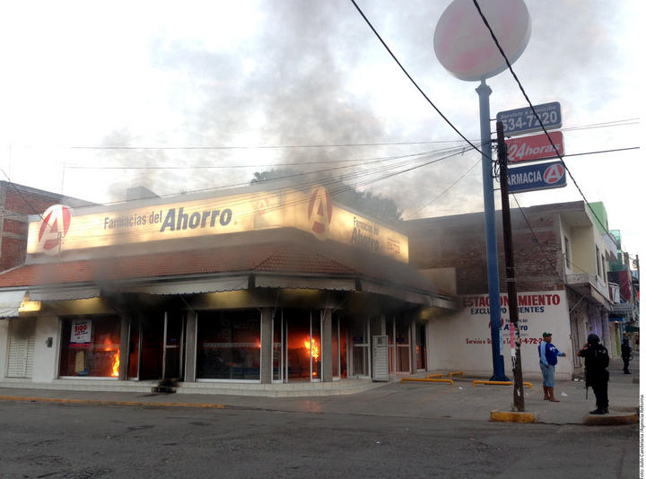 El detenido confesó ser el responsable en la quema de una farmacia en Apatzingán el día de ayer. 