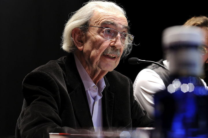 Su voluntad. Los restos del escritor argentino Juan Gelman fueron esparcidos en San Miguel Nepantla, según la propia voluntad del poeta argentino.