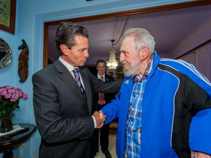 El presidente Peña Nieto dijo que habló durante 50 minutos con Fidel Castro. (Notimex) 