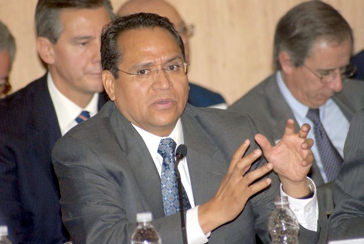 Alianza. Juan Manuel Oliva, aspirante a la presidencia del PAN no descarta una alianza con otros miembros del partido.
