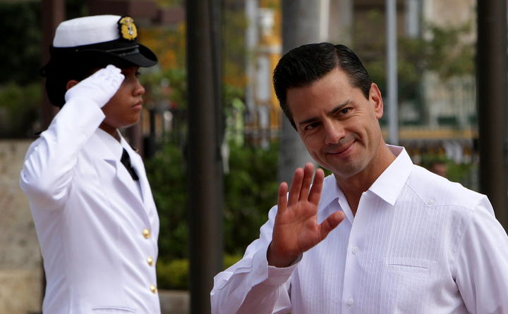Recibe presidente colombiano a EPN por Cumbre Alianza del Pacífico