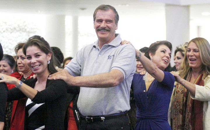 Problemas. Vicente fox Quesada expresidente de México y su esposa Marta Sahagún, al término de una serie de conferencias dedicadas a la mujer, que se realizaron en el Centro Fox. 