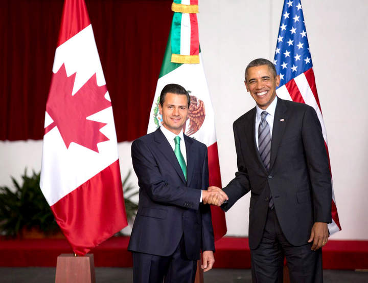 El presidente Enrique Peña Nieto recibió a Barack Obama, en el Palacio de Gobierno del Estado de México. (El Universal) 