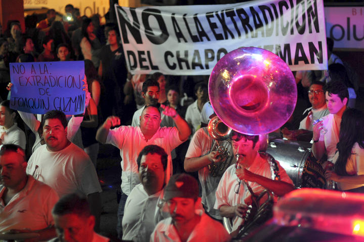 Critican políticos marchas en apoyo a 'El Chapo'