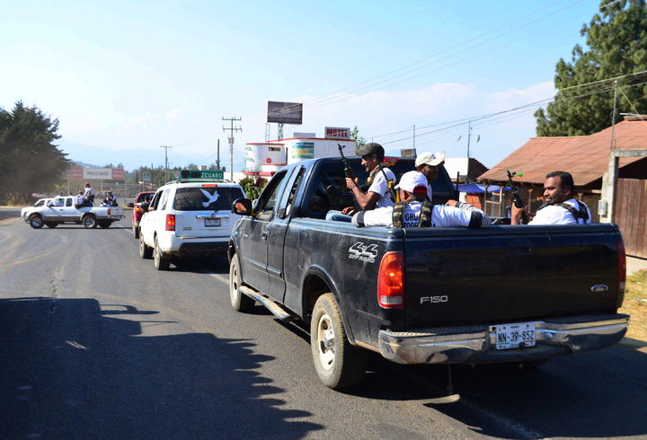 Avanzan. Después de tomar el control en Tocumbo y Cotija, los grupos arribaron a Turicato.