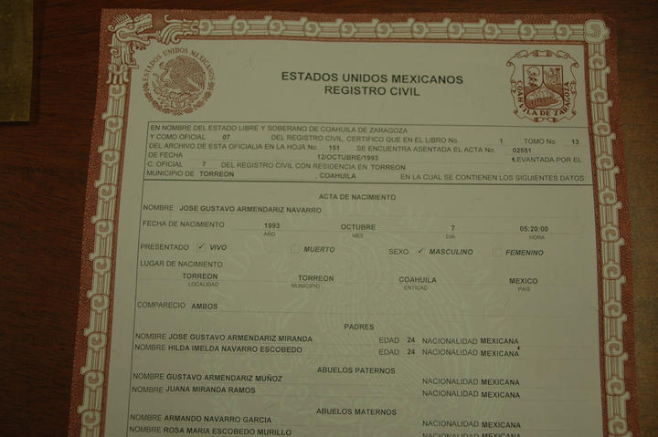El documento avalado por 408 votos a favor 3 abstenciones, establece que toda persona tiene derecho a la identidad y a ser registrada de manera inmediata a su nacimiento y que existen 10 millones de mexicanos sin acta de nacimiento. (ARCHIVO)