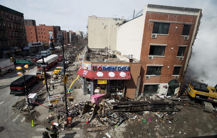 Existe la presunción de que existe una tercera víctima de origen mexicano, entre las personas que perdieron la vida en el colapso de dos edificios del barrio hispano de Harlem. (EFE)