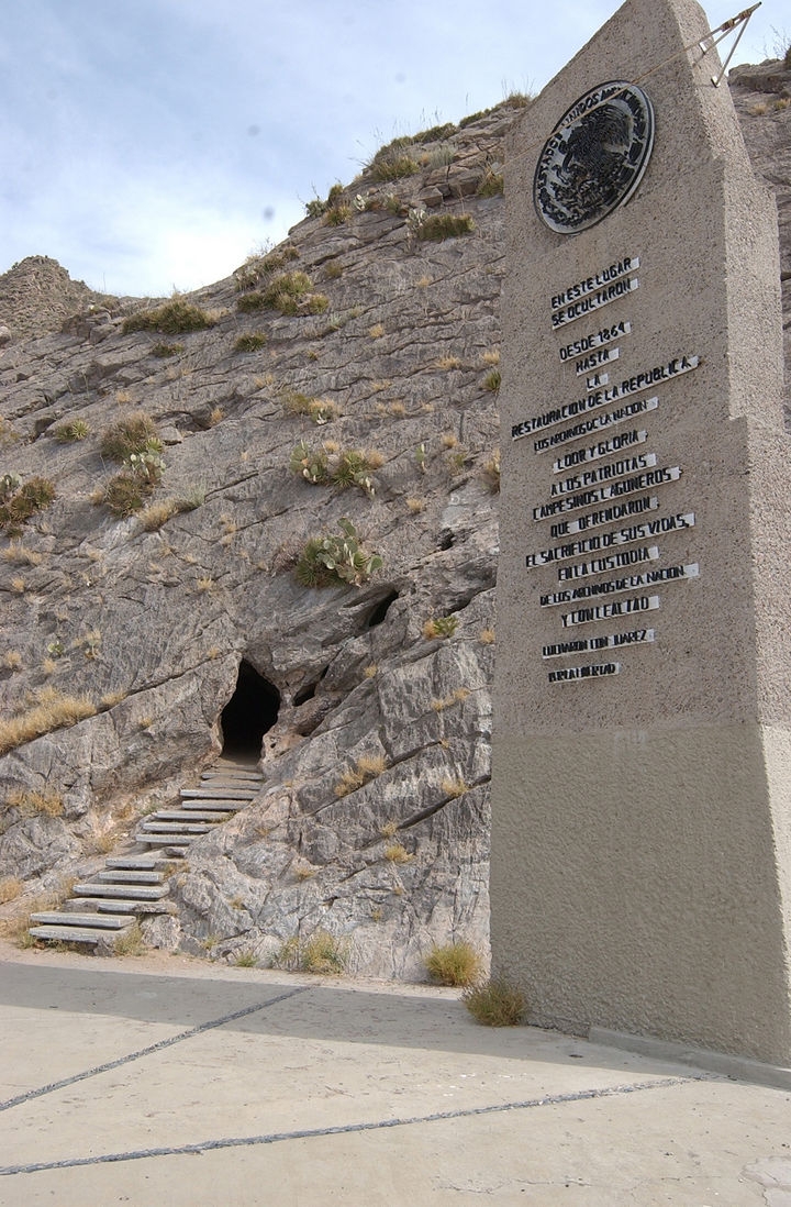 Un sitio 'clave'. La Cueva del Tabaco fue el lugar donde los colaboradores laguneros de Juárez escondieron los archivos de la Nación. 