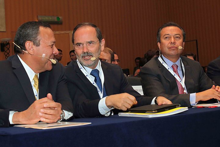 Foro. Los líderes nacionales de los partidos PRD, Jesús Zambrano; PAN, Gustavo Madero, y del PRI, César Camacho, durante un foro.