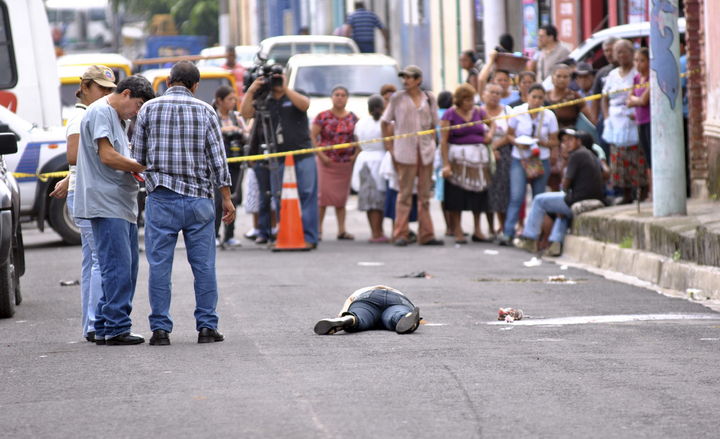 Inseguros. El Estado de México es el lugar donde se dio el mayor número de homicidios y secuestros.