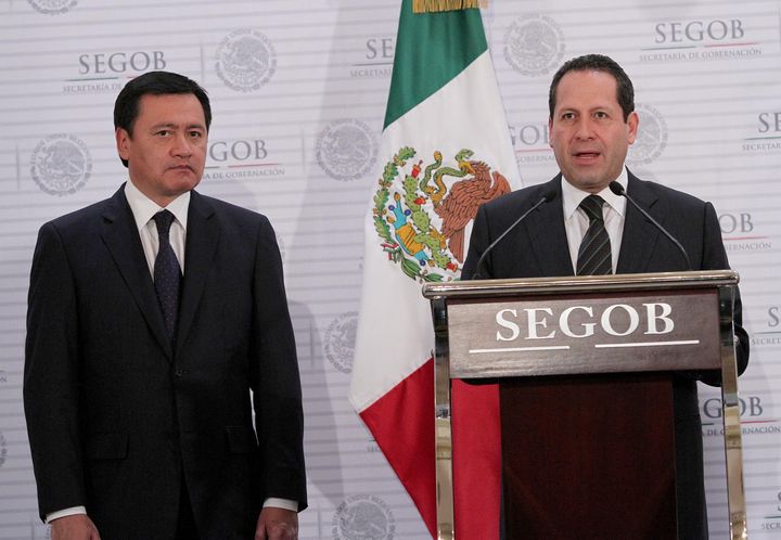 Conferencia. El secretario de Gobernación, Miguel Ángel Osorio y el gobernador Eruviel Ávila.