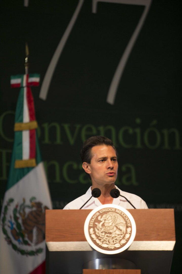 Enrique Peña Nieto felicita al INE