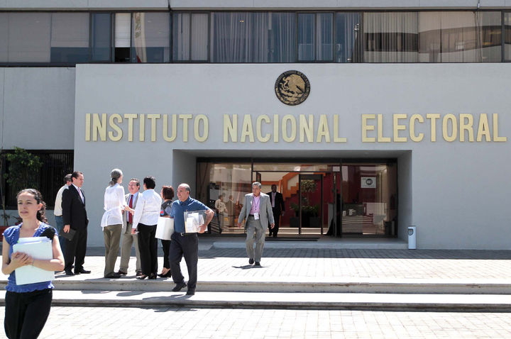Sede. En la fotografía se aprecia un aspecto de la fachada del recién inaugurado Instituto Nacional Electoral.