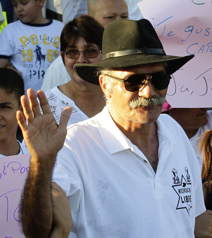 Líder. Fotografía del fundador de las autodefensas, José Manuel Mireles durante una manifestación.