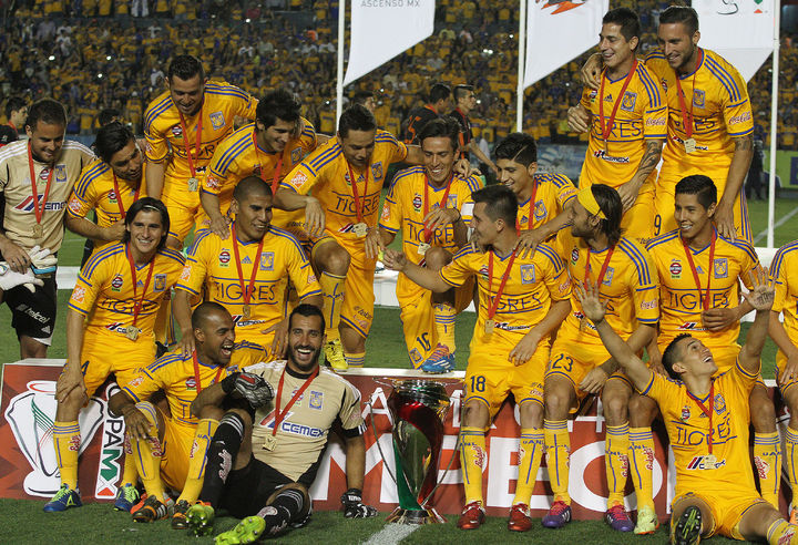 Tigres se proclamó campeón de la Copa MX del torneo Clausura 2014 del futbol mexicano al vencer hoy 3-0 a los Alebrijes de Oaxaca. (Jam Media)