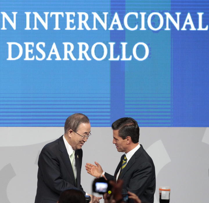 Peña Nieto agradeció a Ban Ki-moon su visita y reiteró que el activismo internacional mexicana corresponde al compromiso de ser una nación con mayor presencia global y refirió que México ha desplegado una diplomacia activa en todos los frentes de la escena internacional. (EFE)