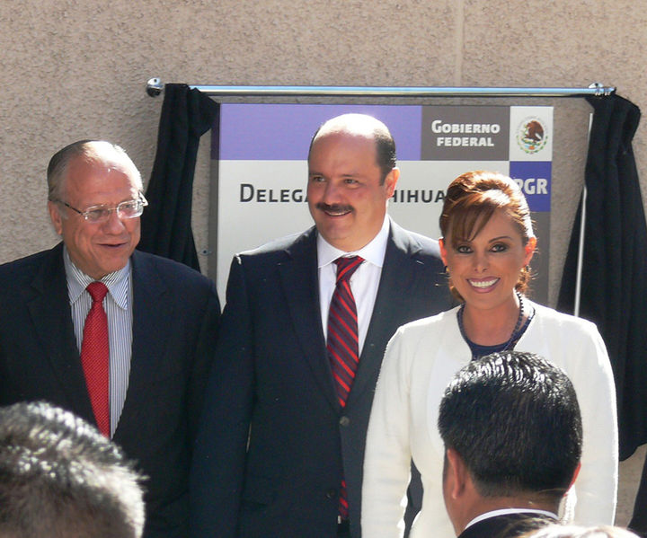 Evento. La exprocuradora, Marisela Morales y el gobernador de Chihuahua (cen.), César Duarte.