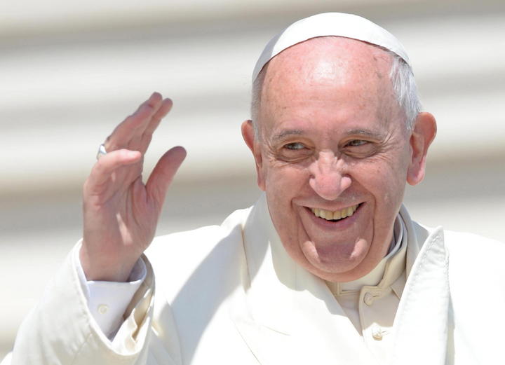 En concreto, al pontífice le siguen en la red social 13,005,370 usuarios, mayoritariamente en español. (EFE)