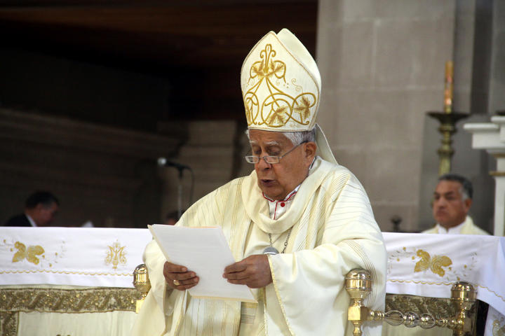 Religión. El arzobispo de Durango, Héctor González Martínez expresó que representa una gran desafío la nueva evangelización.
