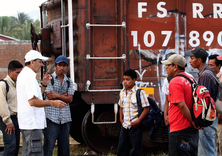Recorrido. Migrantes centroamericanos llegaron en el tren.